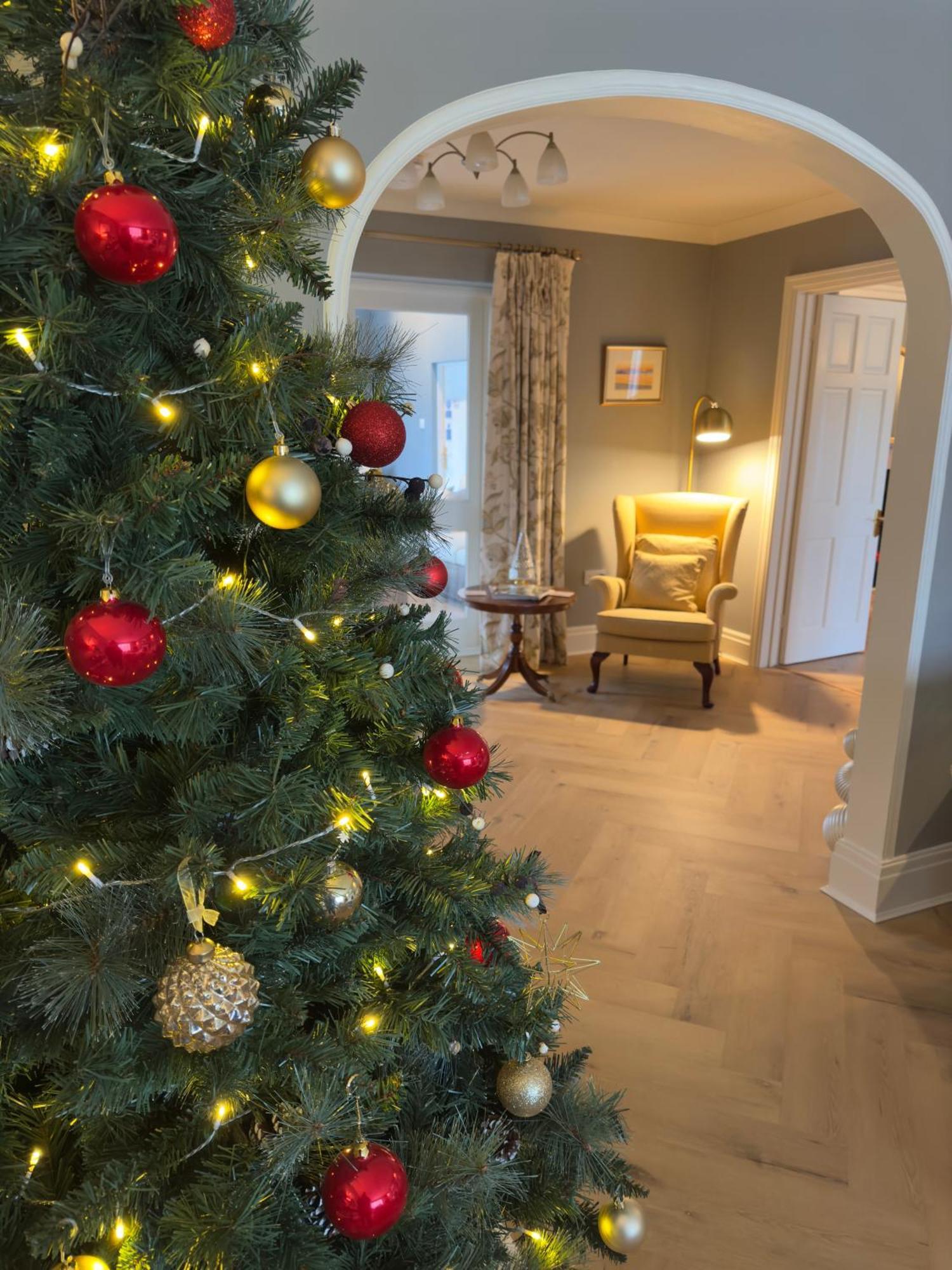 Vast, Elegant Home With Indoor Pool & Sauna Near Popular Golf Course Kington  Exteriér fotografie